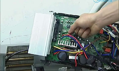 阿荣美的空调电话是多少